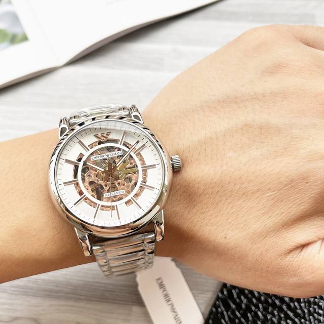 FFF Gold 20 Steel Belt 20 Hangzhou Machinery 8210A Movement shipped from Hong Kong Non market Ordinary Movement Armani Armani Type: Latest Popular Male Mechanical Watch Model: AR1980 Three in One, Waterproof: 30: