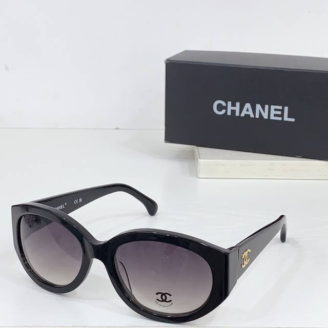 Chanel Model: 71598 Size: 54 Ports 20-140