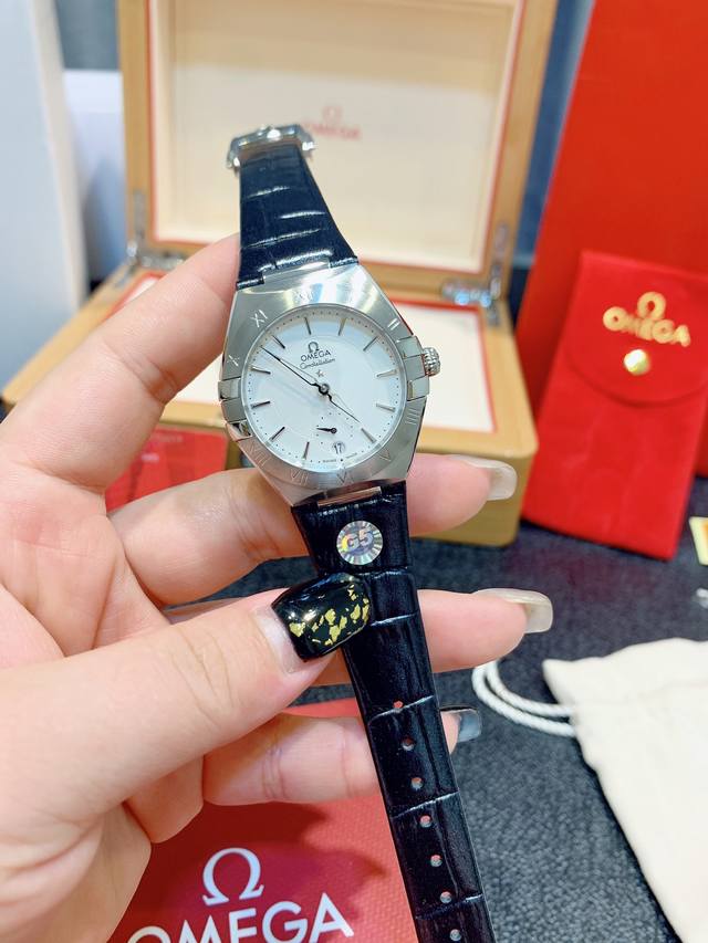 Approval of silver Mei Exclusive shot with diamond 50, identify the quality and details. Omega Constellation brand new women's watch, the fifth generation Taiwan factory mechanical high version, fully arrived. The original version is refined one-to-o