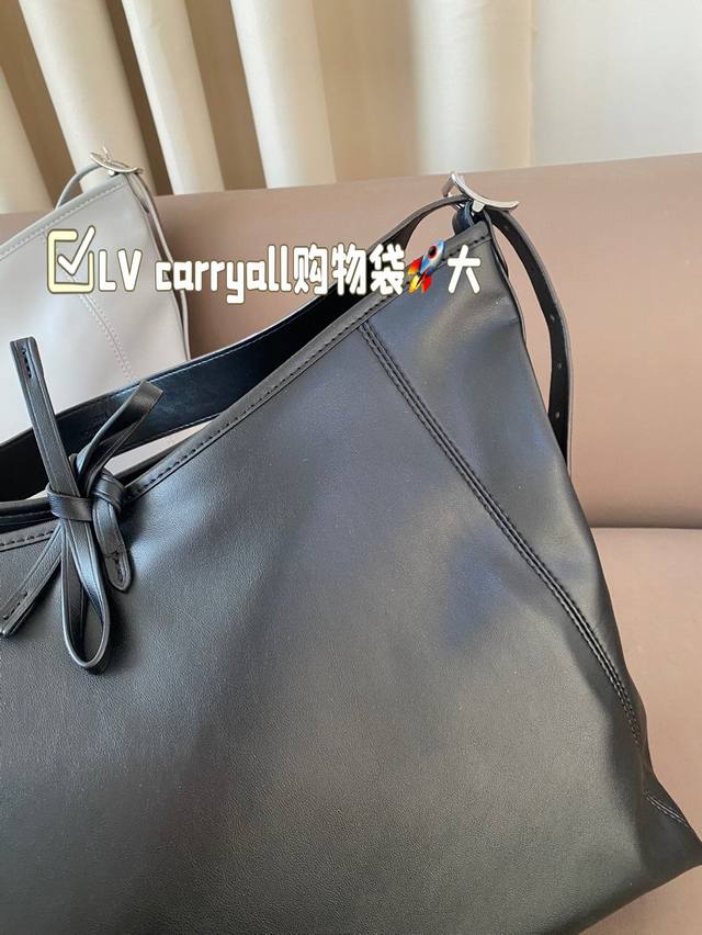 Large size 40 * 29 Lv Louis Vuitton new Carryall chain shopping bag Lv new dark Cargo Carryall space super ok~Leather super texture, casual and simple with one: