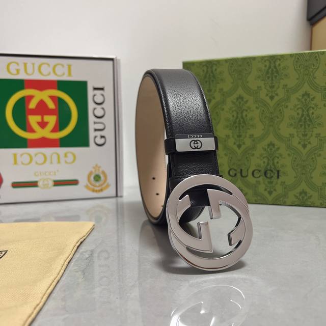 Product Name: Guqi Gu... Ci Original Material: Original cowhide belt counter Original quality, exquisite workmanship, fashionable brand, preferred packaging for personal use as a gift: Please identify the counter packaging as shown in the picture. Fr