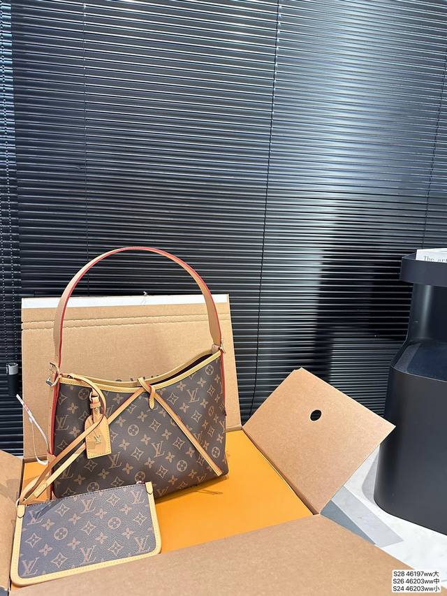 Large, medium, small with airplane box folding box Louis Vuitton lv Carryall new commuting bag with practical steel hardware Carryall V7 new style, can be worn diagonally or on one shoulder. Capacity guarantee, open magnetic suction buckle: