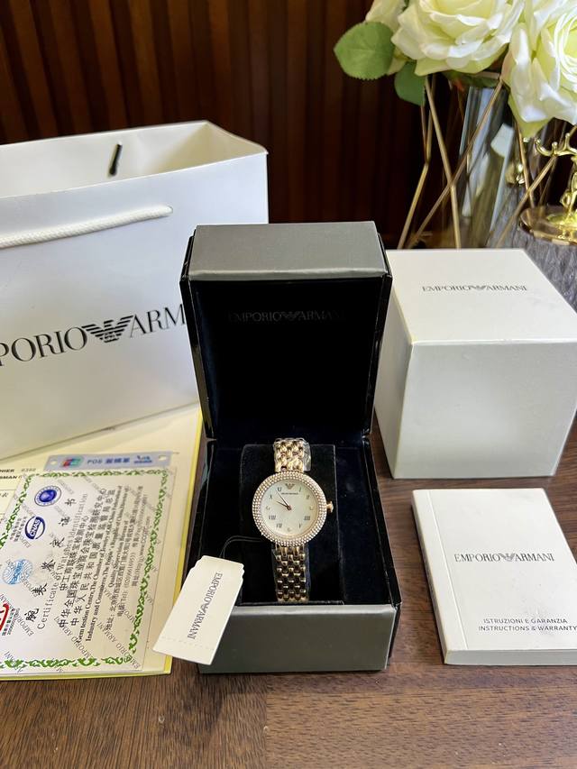 FFFH Picture Same Packaging 25 ARMANI Diamond Watch Original Order Arrived Armani Case: 316L Stainless Steel Mirror: Reinforced Mineral Glass Strap: 316L Stainless Steel Buckle: Double Button Buckle Size: 33mm Wrap: