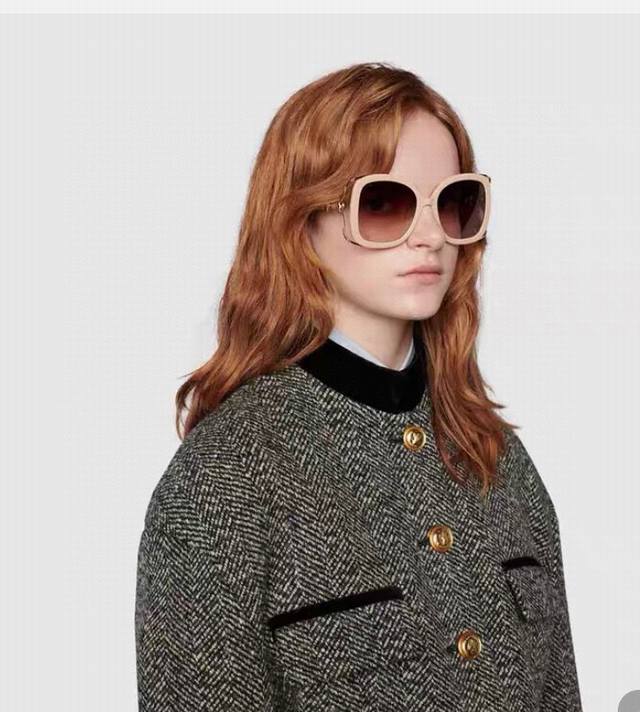 Classic Gucc * Gg1021S Size: 56 Ports 18-135