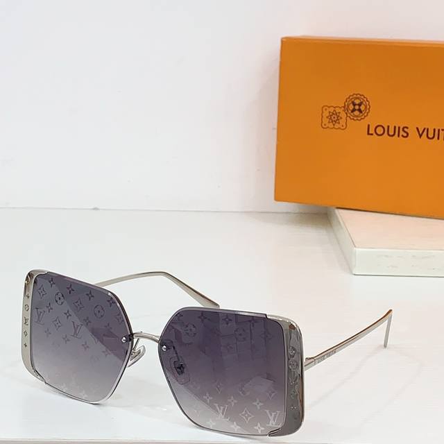 Louis Vuitton Model ：Z1994U Size ：57-13-145