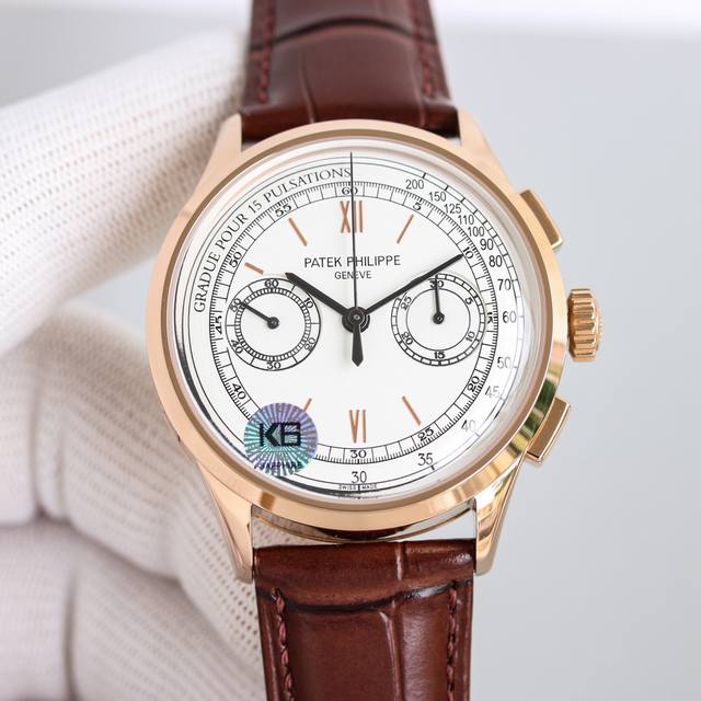 The white shell gold shell Tw Patek Philippe complex function timing series 5170G-001 series 1 has launched a new model equipped with a Roman stripe watch dial, injecting a retro style into the watch and highly favored by high-quality mechanical hour