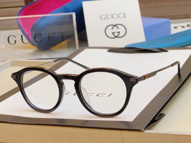 Gucc's new optical frame, Model: Gg1890Sa, Size: 49 ports 22-145