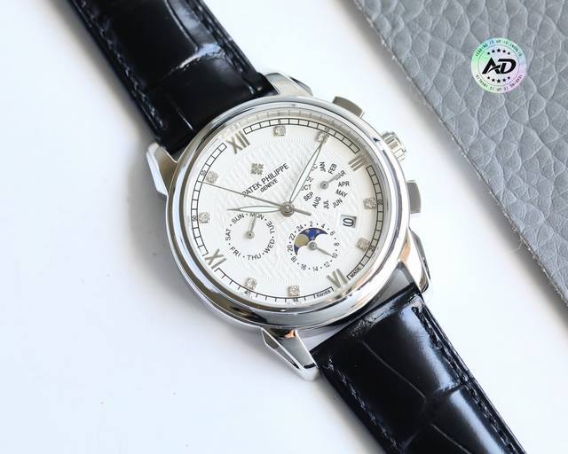 White gold Patek Philippe complex function timing series launched! Patek Philippe's Noble Artwork! Paired with imported 9100 multifunctional movement with 0 repair function for 24 hours, week, star, month. Imported 3: