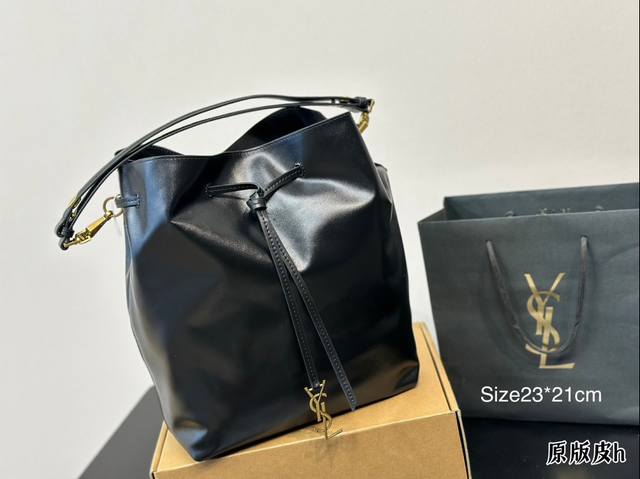 Cowhide Ysl New Product Cowhide Leather Floor Fashion Casual Size 23 * 21cm
