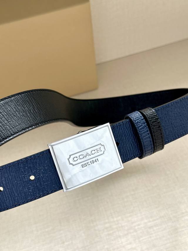 As a well-known fashion brand, Coach with a width of 3.5cm often cleverly integrates its brand logo into the design of the belt, such as printing the brand's initials, patterns, etc. on the buckle or belt, which not only highlights the brand's identi