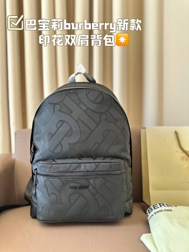 Burberry New Backpack Printed Series Fashionable and Casual Style Fabric High Density Waterproof and Rainy Easy to Handle Size 30 * 43