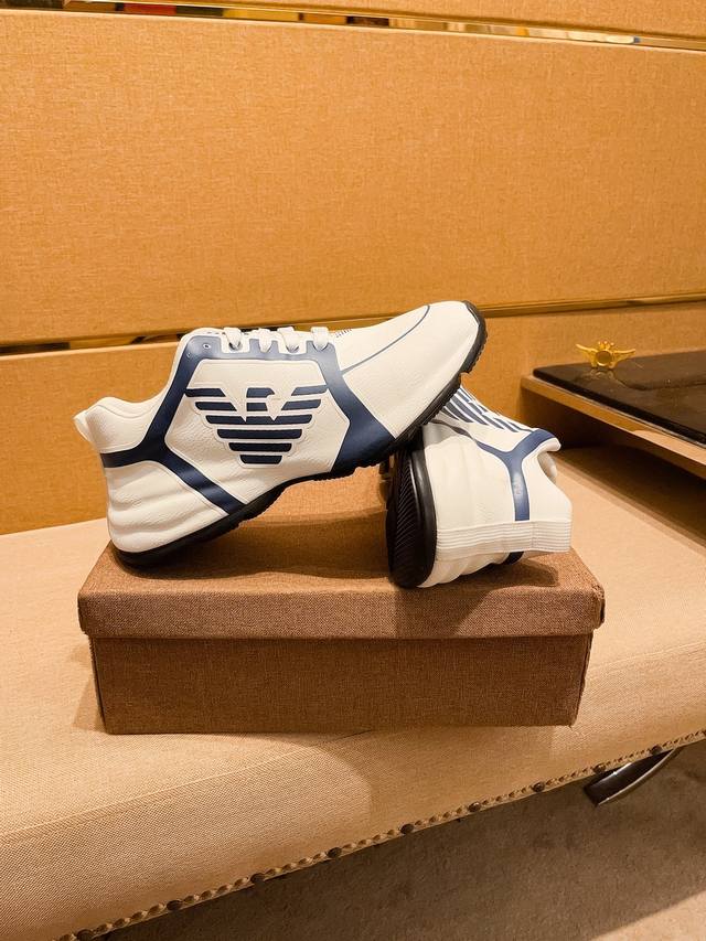 Factory approved Armani men's shoes high-end brand official website 1:1 latest masterpiece: The upper is made of original Italian official website special technology fabric, matched with original comfortable and breathable inner lining, and the origi