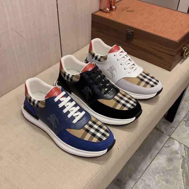 New: Factory price: Burberry's latest popular casual shoes, top brand luxury~purchasing agent, top quality~quality. The shoe upper is made of imported breathable cowhide with breathable sheepskin material, and the foot pads are finely crafted. Origin