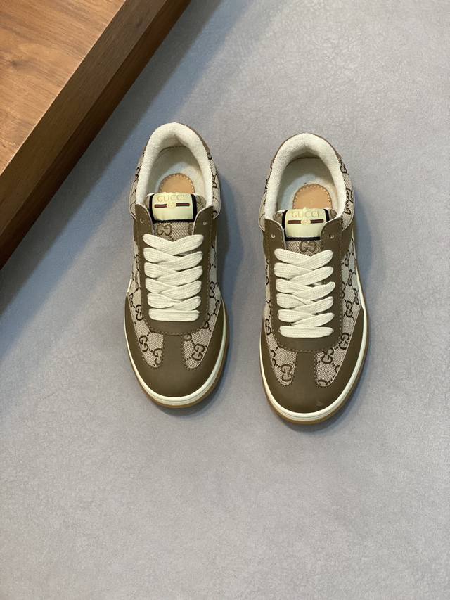 Gucci - High quality original - Upper: Nappa calf leather, Lychee grain calf leather, computer embroidery brand totem - Inner: Water dyed calf leather - outsole: Ultra light TPU rubber; Two tone molded outsole - Ultra high quality control workmanship