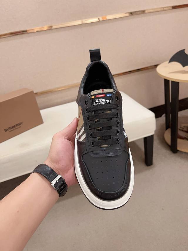 Factory price: Counter synchronized BURBERRY Burberry top purchasing agent synchronized release in size: 38-44. Italian imported cowhide paired with official website fabric. Fully imported sheepskin lining, sole: original factory special supply origi