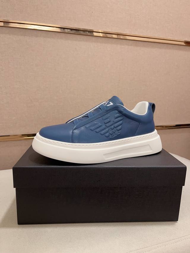 Factory price: Armani official website synchronizes with the latest shoe upper made of imported cowhide. Leather lining, foam outsole, top-notch handmade fine craftsmanship, perfect for those perfectionist men who pursue high luxury quality 38 44