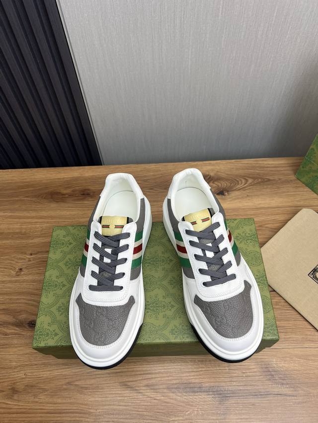 Factory price Gucci high-end quality original single shoe upper: Napa calf leather, lychee grain calf leather, computer embroidery brand totem interior: water dyed cowhide outsole: ultra light TPU rubber; Two tone molded outsole with ultra-high quali