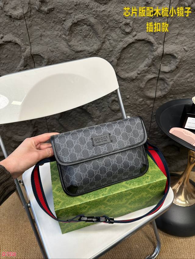 Paired with a folding box, Gucci Cool 24 new plug-in buckle tiger head waist bag versatile Marmont Cool Tiger head printed shoulder bag slanted women's bag is so beautiful that it leads the fashion trend this year. The most in element upper body is s