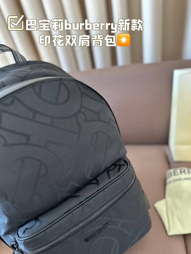 Burberry New Backpack Printed Series Fashionable and Casual Style Fabric High Density Waterproof and Rainy Easy to Handle Size 30 * 43
