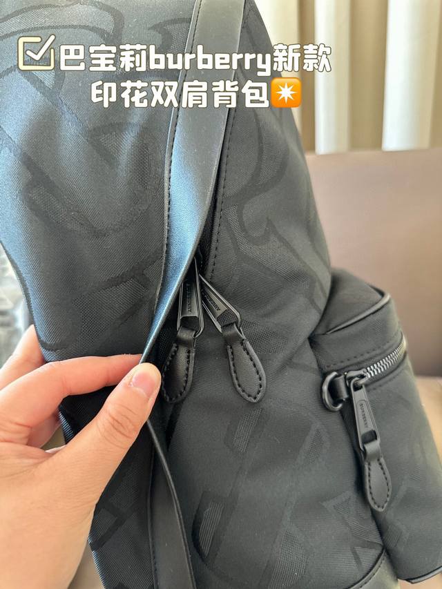 Burberry New Backpack Printed Series Fashionable and Casual Style Fabric High Density Waterproof and Rainy Easy to Handle Size 30 * 43