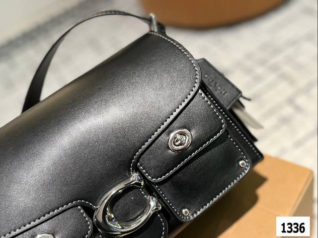 Coach Coach's new motorcycle bag with box, Cargo Soft Tabby, black motorcycle bag