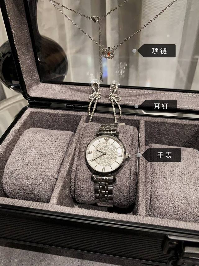 The three piece set without a box can be purchased in bulk in the market, and giving it to a counter is the authentic product! Specially provided by the platform, accompanied by an official synchronized anti-counterfeiting code certificate. Scan and