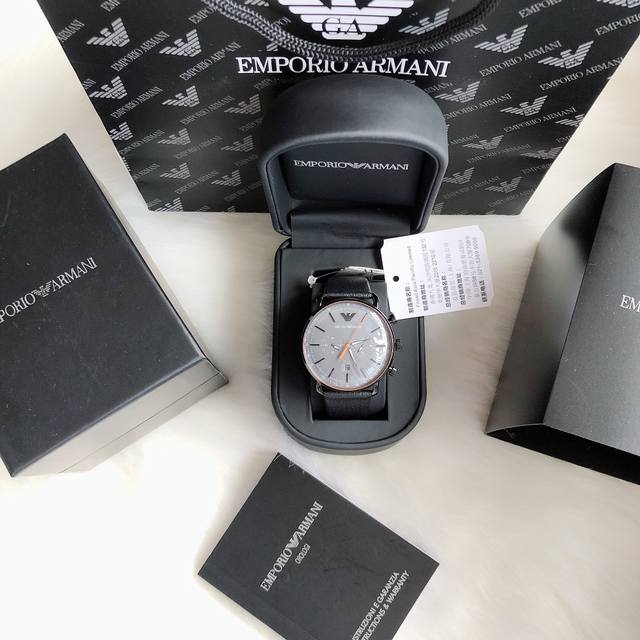 Original ARMANI official website model: AR11168 Movement type: Quartz clasp: Needle clasp Mirror material: Mineral reinforced glass Case material: Stainless steel Strap material: Italian imported cowhide Dial diameter: 4: