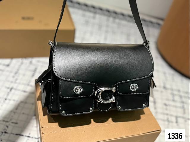 Coach Coach's new motorcycle bag with box, Cargo Soft Tabby, black motorcycle bag