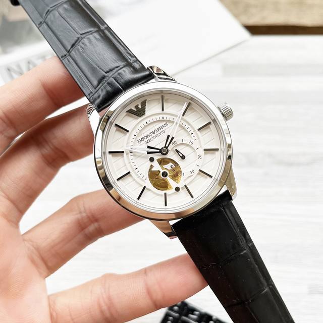 Unified Armani Men's Watch Song Weilong's Trendy Hollow Mechanical Watch with Unique Craftsmanship, Fashionable and Casual Transparent Heart, Rich in Modern Art, Exquisite Hollow Crown Logo Eagle shaped Hollow Dial Bar Fixed Nail Scale Matte Steel St