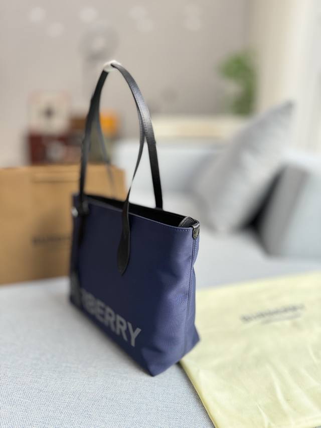Boxless Size: 40 × 23 Burberry tote bag tote bag shopping bag shoulder bag women's bag classic casual shopping bag shoulder bag tote bag canvas casual this is really classic, how to carry it all