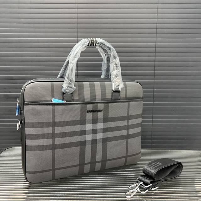 Burberry men's checkered briefcase computer bag crossbody handbag features exquisite inlay craftsmanship, classic and versatile physical photography, original factory fabric, high-end quality delivery dust bag 38 X 27 Cm