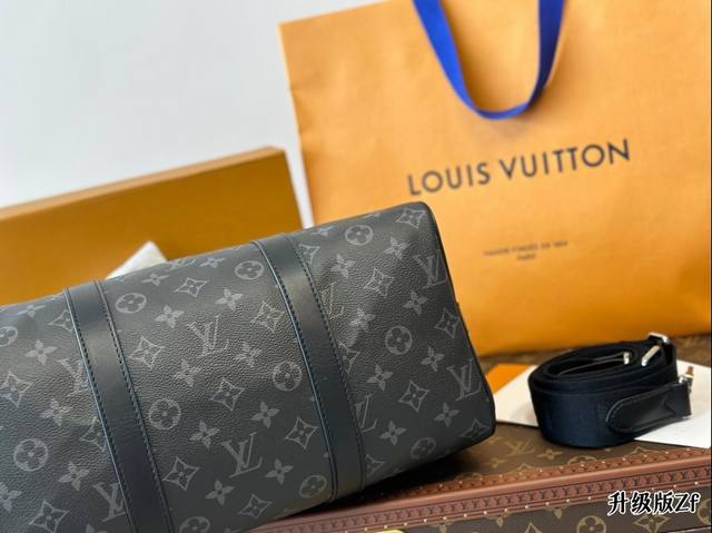 The embossed Lv Keepall black grey vintage Keepall35, this new size, perfectly balances daily life and travel. 100% practicality This template has something # Lv: