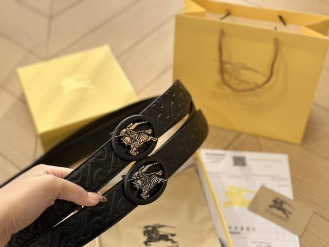 Burberry belt kit with high-end atmosphere, low-key luxury, and connotation is a must-have item for successful people for personal use.