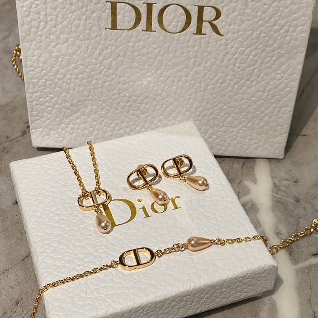 Dior d home CD pink water droplet earring necklace bracelet with the same material earring 925 silver needle