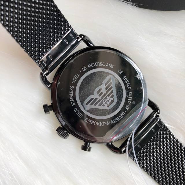 Original Armani Official Website Model: AR11142 Case: 316L Stainless Steel Mirror: Reinforced Mineral Glass Strap: 316L Stainless Steel Mesh Strap Buckle: Needle Buckle Size: 43mm * 11mm: