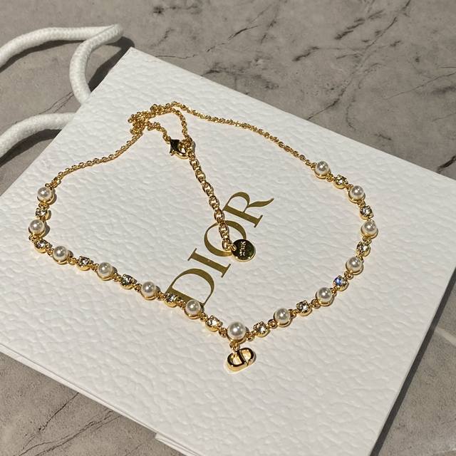 Dior Pearl CD Necklace Same Material