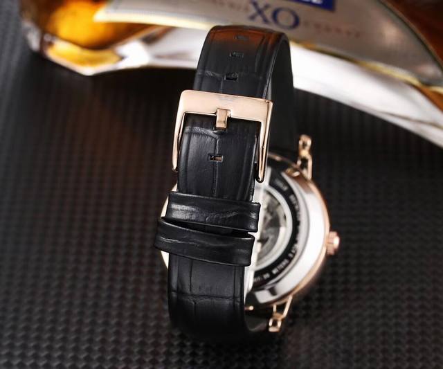 Armani Amani Men's Fashion Watch, imported mechanical movement, hollow design, waterproof calf leather for daily use, vacuum plated to never fade: