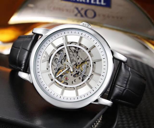 Armani Amani Men's Fashion Watch, imported mechanical movement, hollow design, waterproof calf leather for daily use, vacuum plated to never fade: