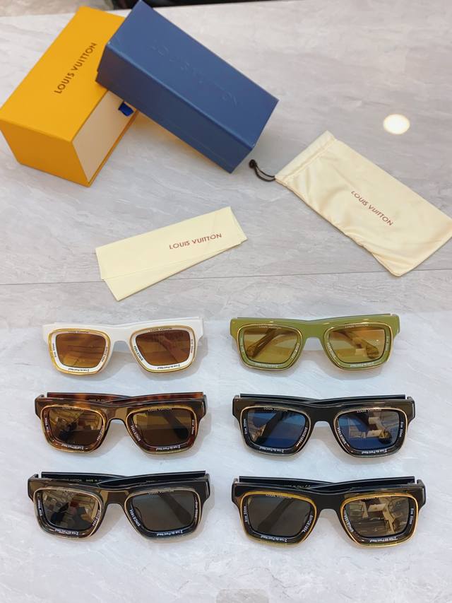 Louis Vuitton New Sunglasses, Model: Z2442U, Size: 50 Port 24-145