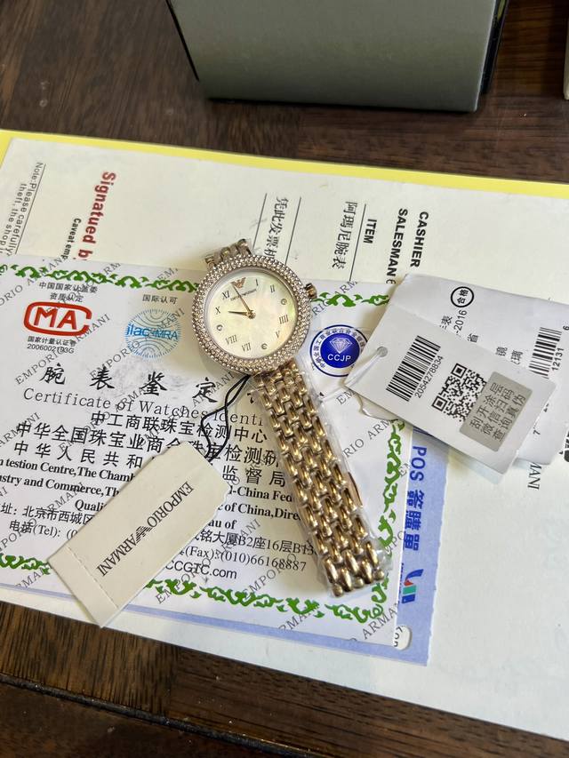 FFFH Picture Same Packaging 25 ARMANI Diamond Watch Original Order Arrived Armani Case: 316L Stainless Steel Mirror: Reinforced Mineral Glass Strap: 316L Stainless Steel Buckle: Double Button Buckle Size: 33mm Wrap: