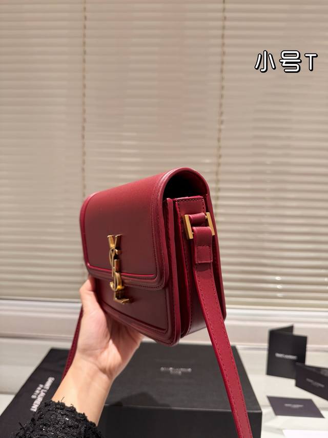 Small Ysl Tofu Bag It Bag_ Must Know Hot Item, Ysl Solferino Original Factory Fine Toothpick Pattern Box Leather, with excellent hand feel and flexibility of the leather surface! The newly designed