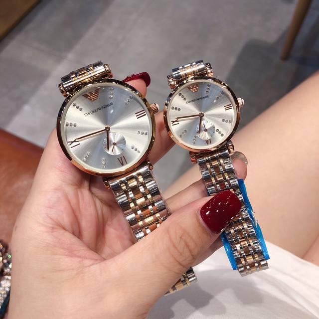 Popular and high-volume Armani couple watch, imported high-quality quartz movement with original butterfly clasp, 32mm for women and 40mm for men
