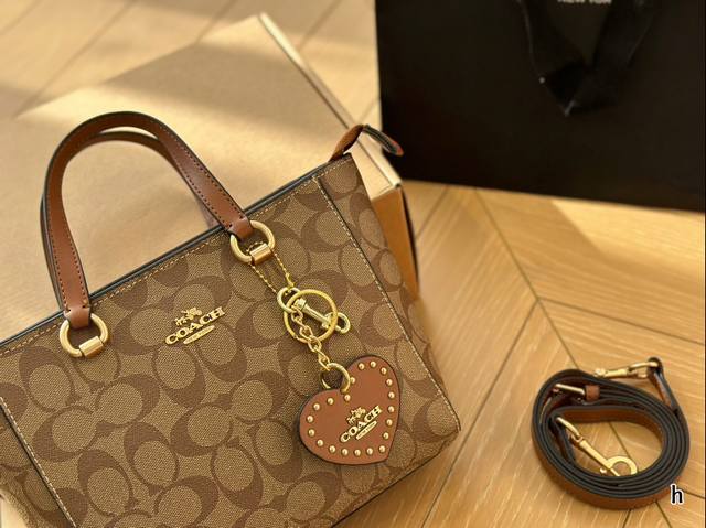 Coach Handheld Crossbody Bag with Box, Classic Old Flower Color, Super Durable, Full Zipper Design to Better Protect Your Items Size 20 * 18: