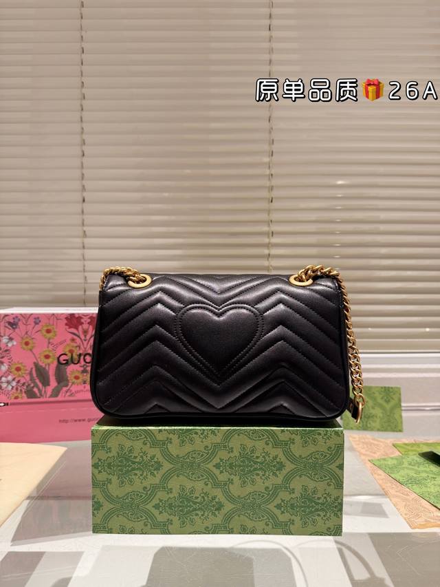 Leather airplane box folding gift box Size: 26 * 14m Gucci Marmont 6 classic style, good quality, high cost performance, cowhide quality: