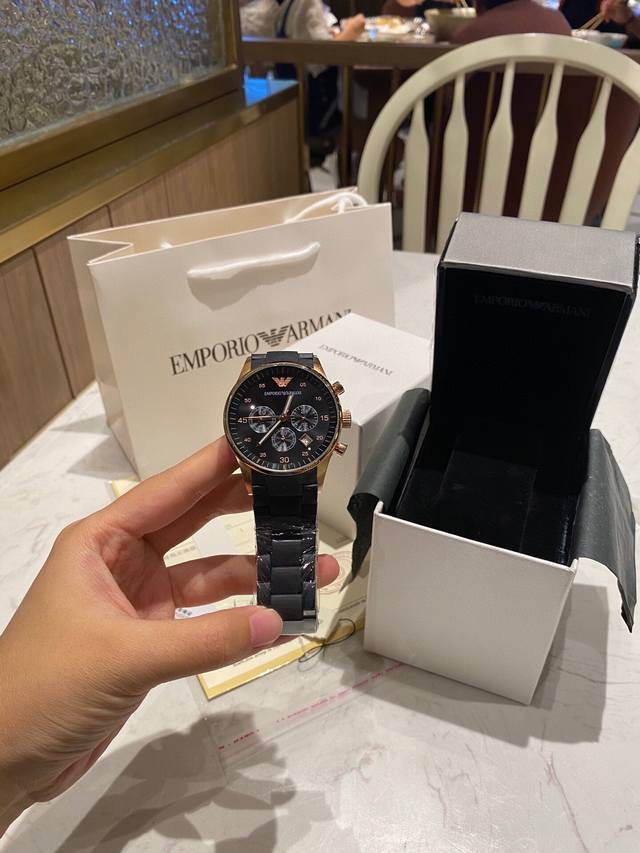 Original Armani rubber wrapped steel couple classic, imported quartz movement, precise timekeeping must sell: