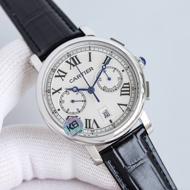 The white shell and gold shell Cartier new product VSRO0002 has made a hot debut, using the 7750 movement, which has the same function as the original and timing function. It is made of 316 stainless steel and Italian calf leather with zero faults