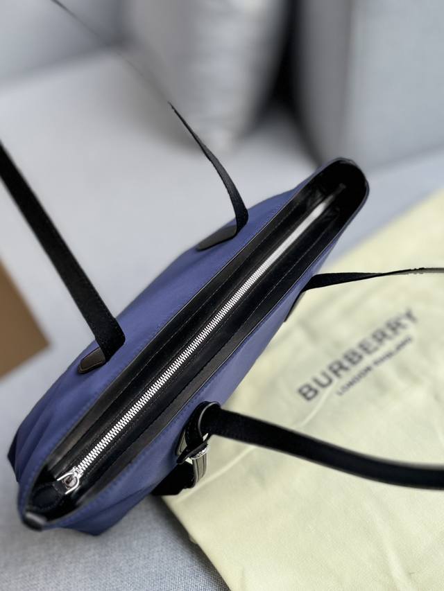 Boxless Size: 40 × 23 Burberry tote bag tote bag shopping bag shoulder bag women's bag classic casual shopping bag shoulder bag tote bag canvas casual this is really classic, how to carry it all