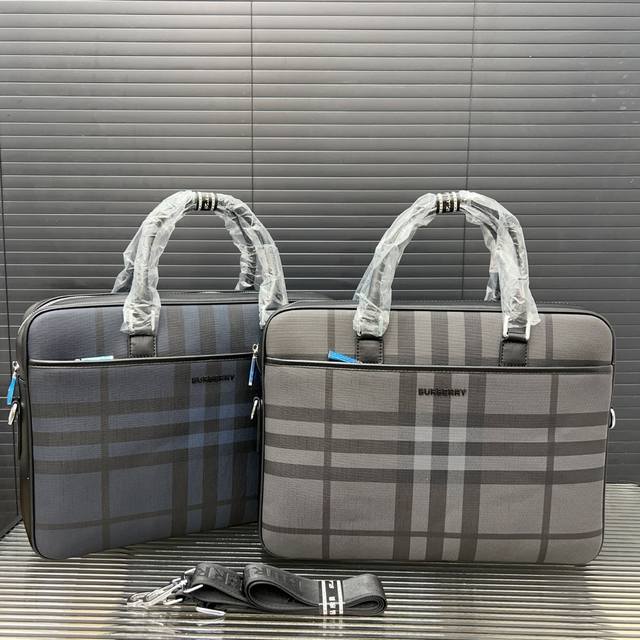 Burberry men's checkered briefcase computer bag crossbody handbag features exquisite inlay craftsmanship, classic and versatile physical photography, original factory fabric, high-end quality delivery dust bag 38 X 27 Cm