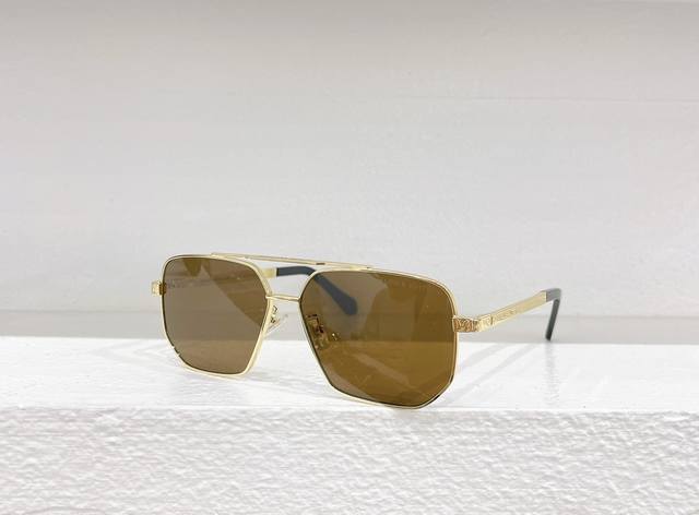 Louis Vuitton * Model: Z3109U Size: 50 Ports 20-145