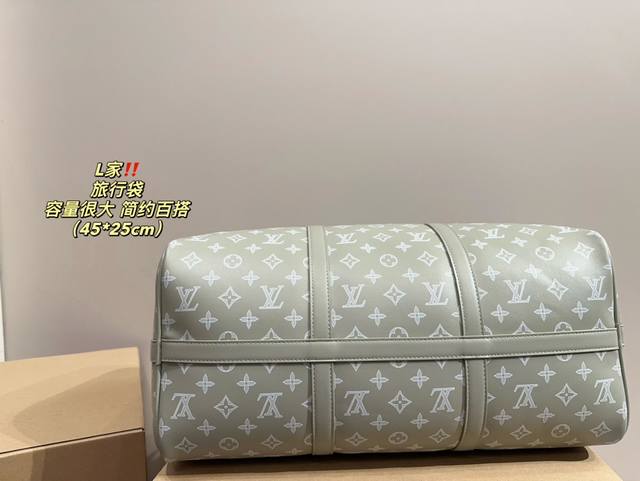 Size 45.25 Lv travel bag with large capacity, a must-have for vacation travel and a must-have item for fashionistas. The actual product will definitely amaze you: